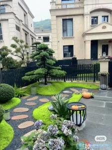 复地二期别墅189平方送院子