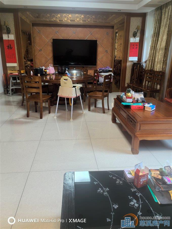 金色港湾二通四别墅388平精装自住位置好