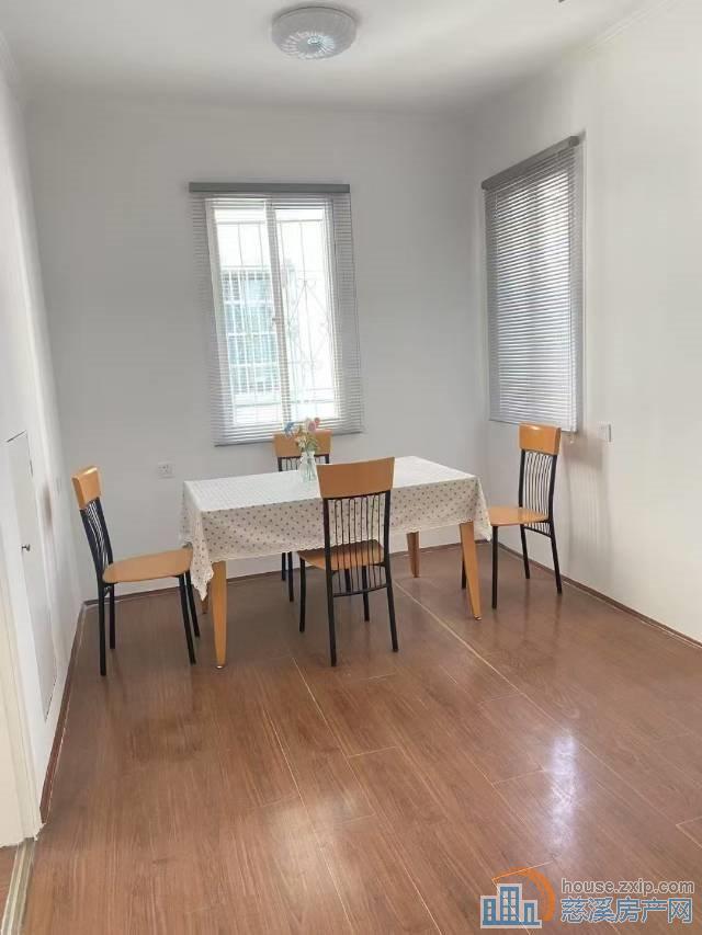 城东新村2楼57平精装108万直