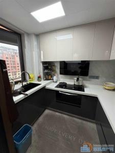 紫荆府洋房92平三房朝南精装159.6万