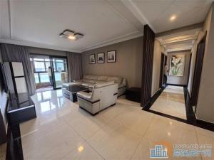 金地鸿悦 精装156平方220万