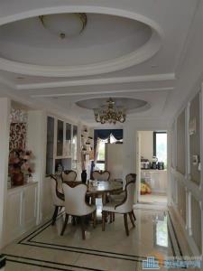 金仕华庭 123平 189万精装修