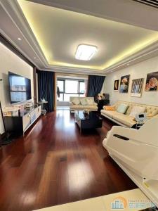 单价15000入住大平层金地鸿悦精装直接