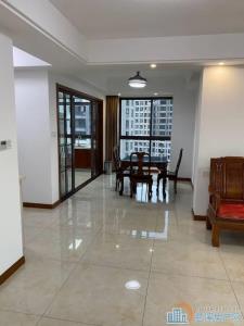 首次出租 嘉景苑 三室 4800元