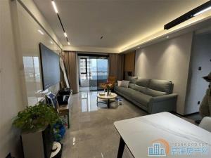 华鸿大发誉林府 豪装50万 黄金楼层