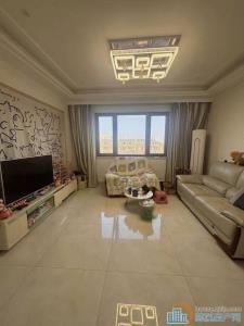 和润公寓产证132平三室109.8万精装