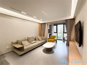 中海湖心半岛 精装102平方198万