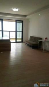 保利 三室 简装 2100元包物业