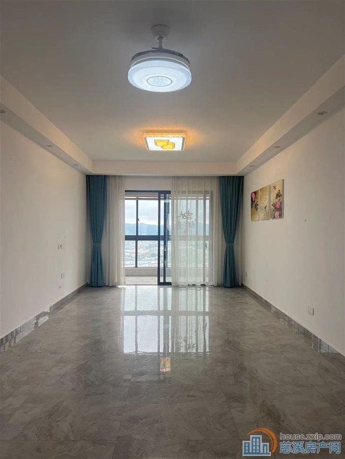 元亨雅园精装三室127平135万