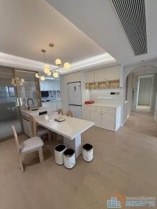 湖樾云著129平 全新豪华装修 从未入住