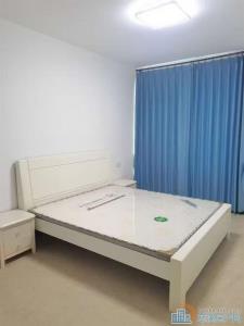 嘉景苑142平3室精装3000元