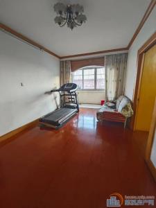 慈兴小区3楼74平储藏间精装两室60万