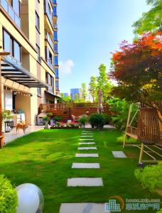 誉林府洋房一楼带花园直接房源钥匙在