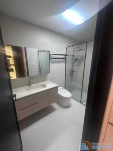 万固西区143平中上楼层精装298万