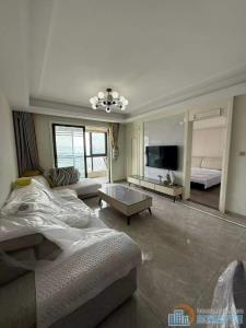 捡漏峙山庄园135平自住精装黄金楼层