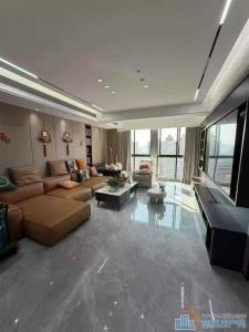 鸣北小区北区153平豪装169.8万