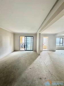 中海湖心半岛花苑 毛坯102平方160万