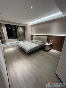 青樾府 豪华装修 带车位168平238万