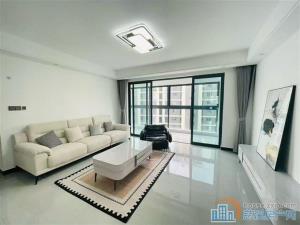 吾悦广场旁！江樾潮启四房出租！