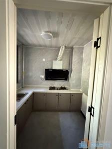 誉林府双XQ高层房96平低价出租