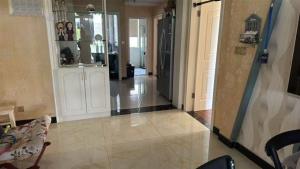 界牌新村82平精装走楼梯3楼两室可读书