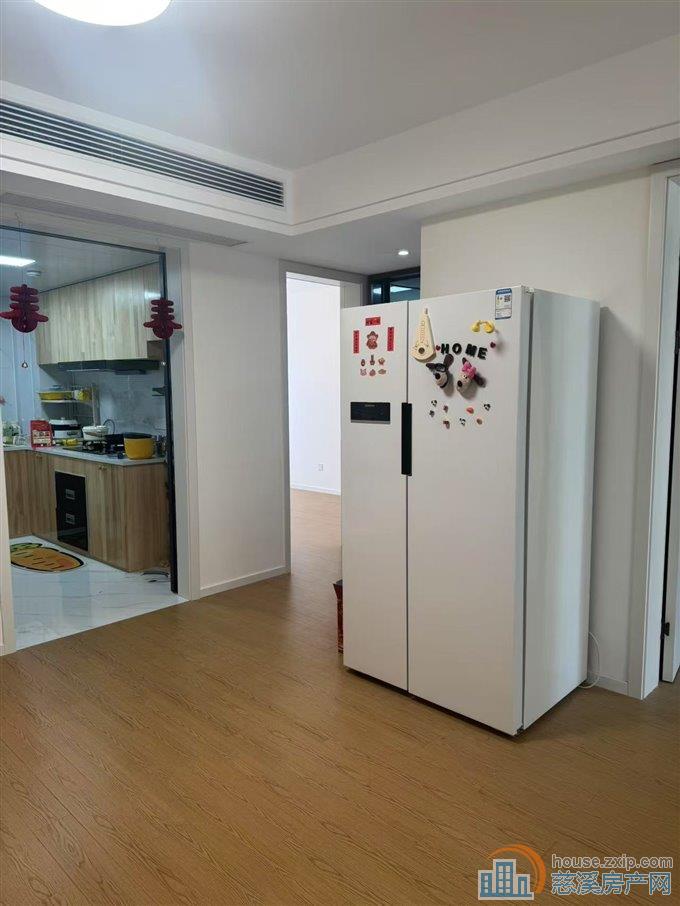 紫荆府精装修中间楼层124平225万直接