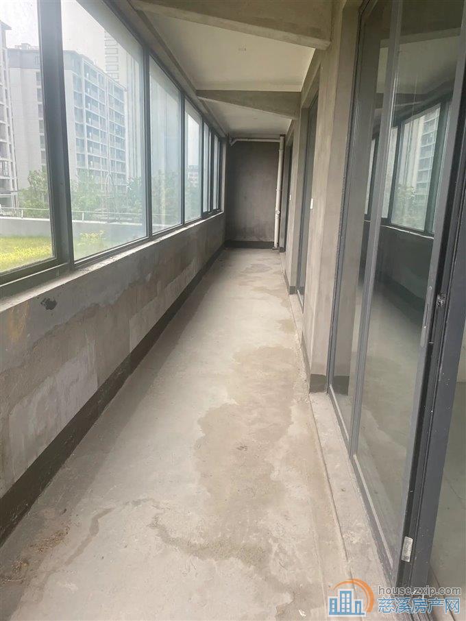 新河坊洋房 泊誉里 楼.王位置 大露台