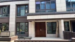 下叠墅祥生望玥府170平620万毛胚