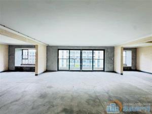 上东辰府 143平洋房带车位248.8万