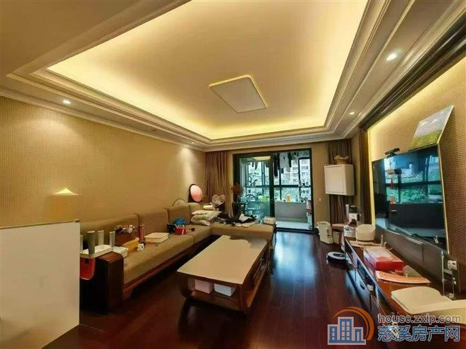 金地鸿悦花苑豪华精装修带车位独家直接房源