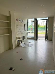 捡漏店铺慈澜府65平89万
