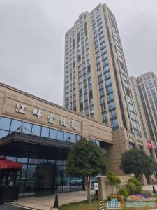 江畔壹号苑103平稀缺小户型118万