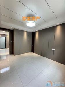 金山新村东区位佳一楼73平自住精装81万