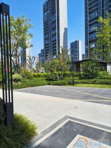 金仕华庭一期143平精装210万
