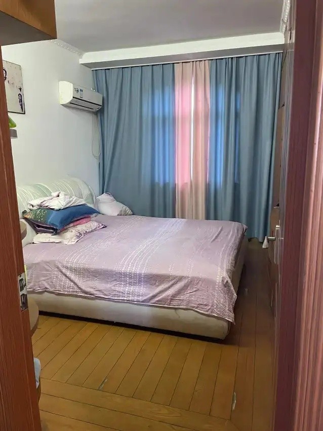 房东急售金山新村精装2房75.8万