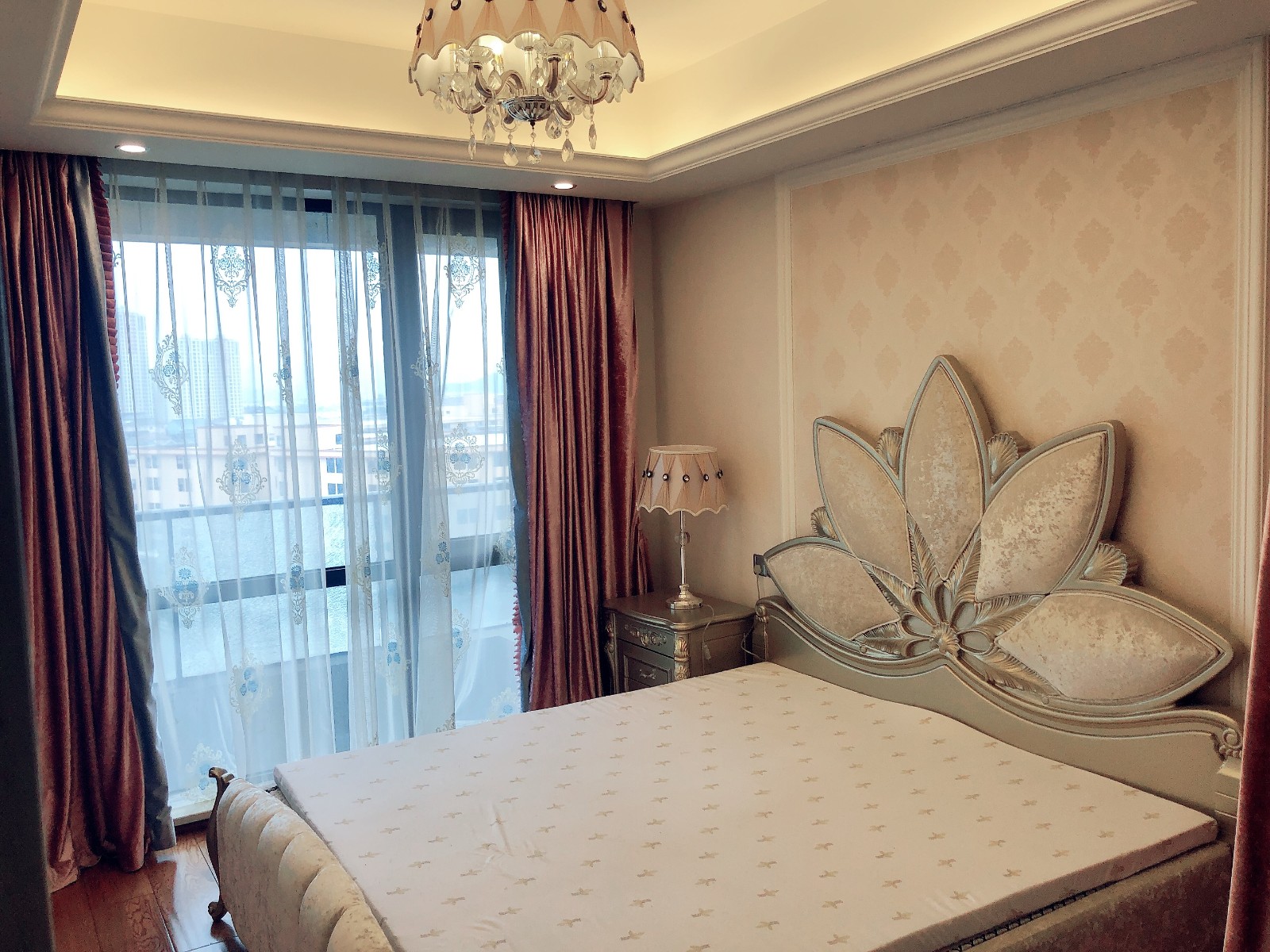 绿城诚园两室豪华装修直接房源钥匙在