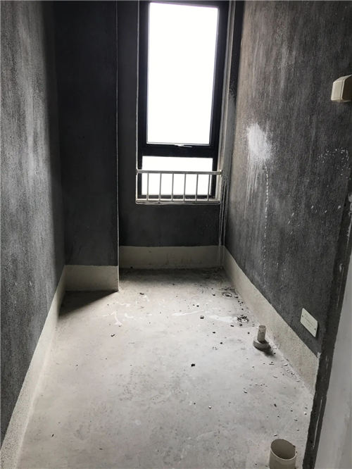 双喜花园满5年带车位杂物间毛坯