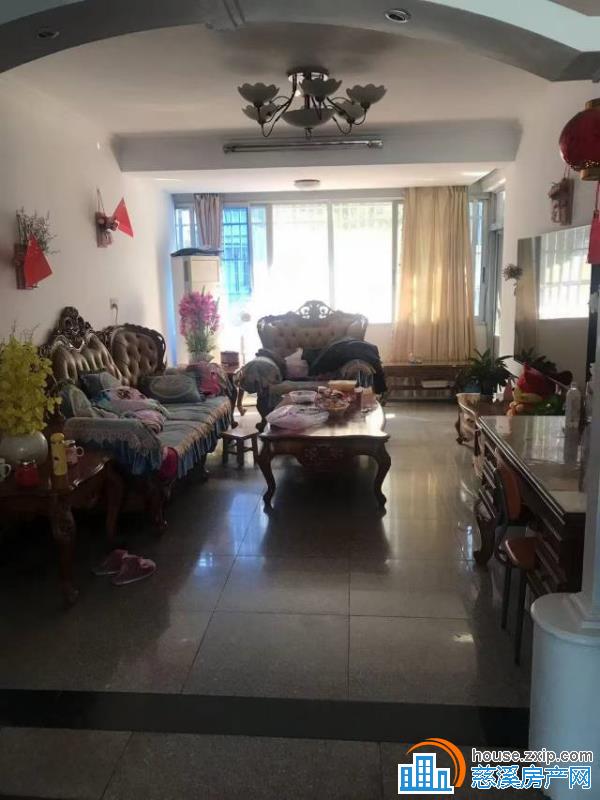 童家新村1楼140平方+车库精装直接房源