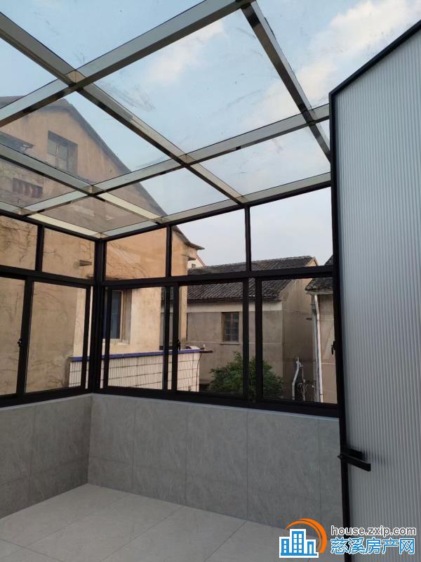 横河私房3间2楼185平豪装259万直接