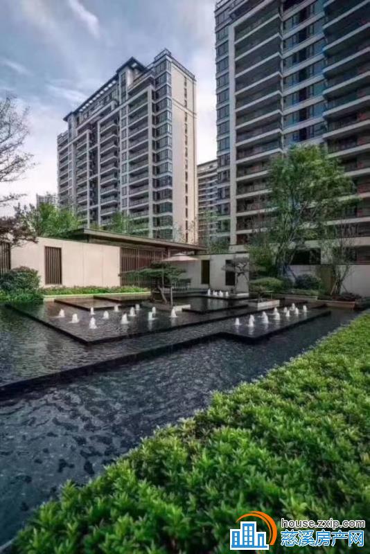 中交盛湖美庐上叠170平白坯688万