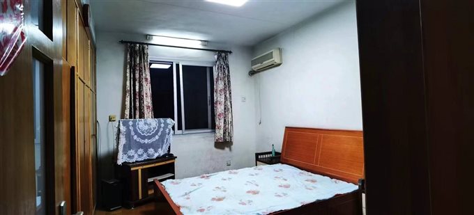 急中兴小区5楼73平+阁楼+架98万元 