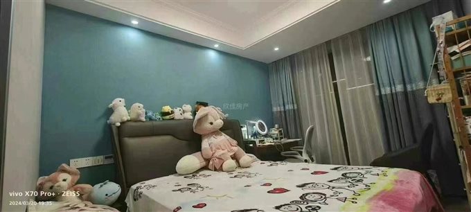 中海湖心半岛3开间朝南精装