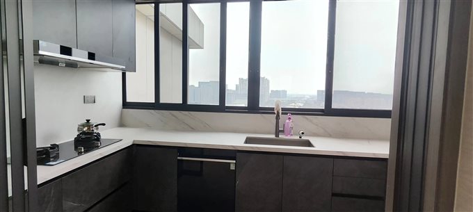 悦城玖号花园172平带车位530万