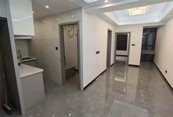 人和家园，洋房10号楼58平方特价92万