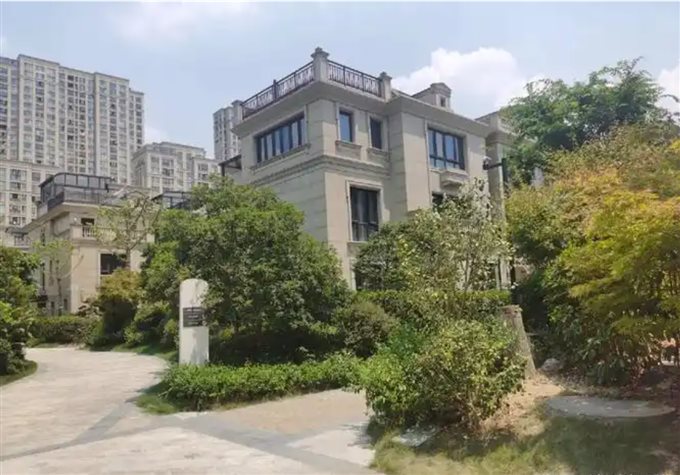 阳光城别墅245平+双车位前后大花园钥匙