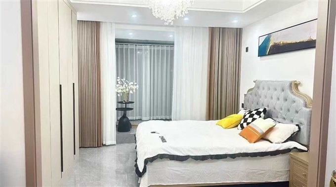 富丽湾豪华装修带大露台直接房源钥匙在