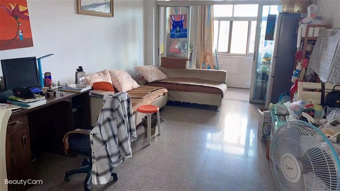 园丁新村 清爽装修 77平方59万