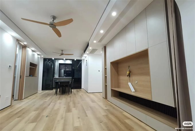 珑玥府 精装修 带充电桩车位