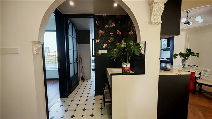 卓越天钻 精装未住过 175平318万