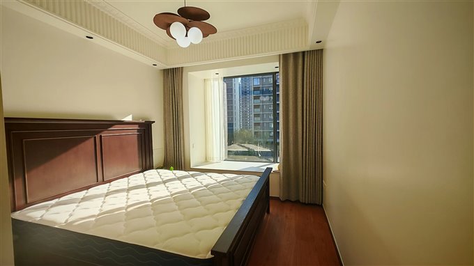 卓越天鑽 精装未入住 采光好